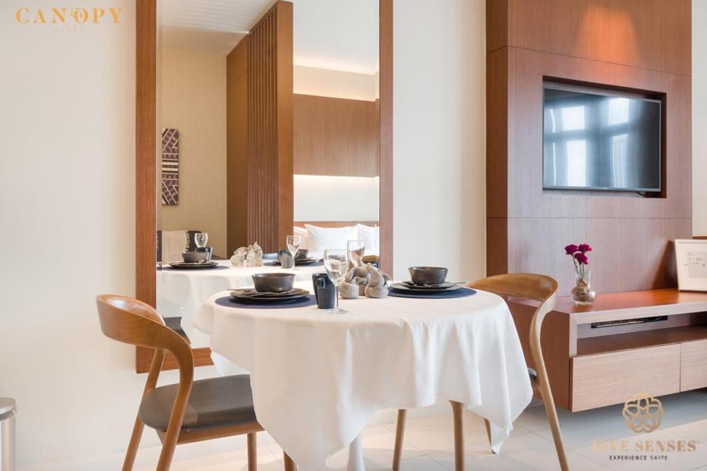 Canopy Lives At Tribeca Residence, Five Senses Куала-Лумпур Экстерьер фото